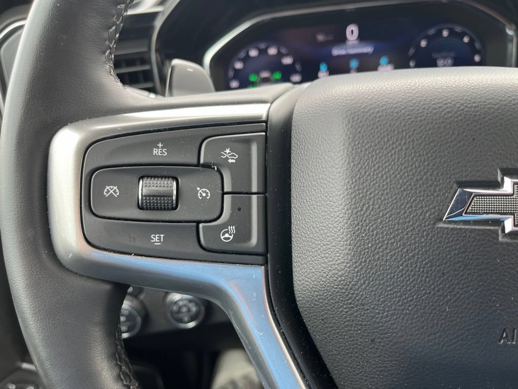 Used 2024 Chevrolet Silverado 1500 LT Trail Boss w/ Convenience Package II AWD/4WD image 16