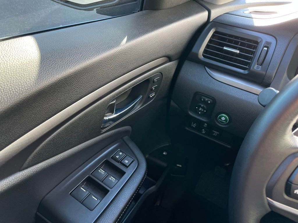 Used 2025 Honda Ridgeline RTL+ image 22