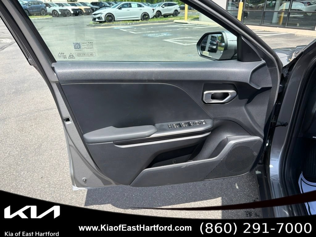 New 2026 Kia K4 FWD image 27