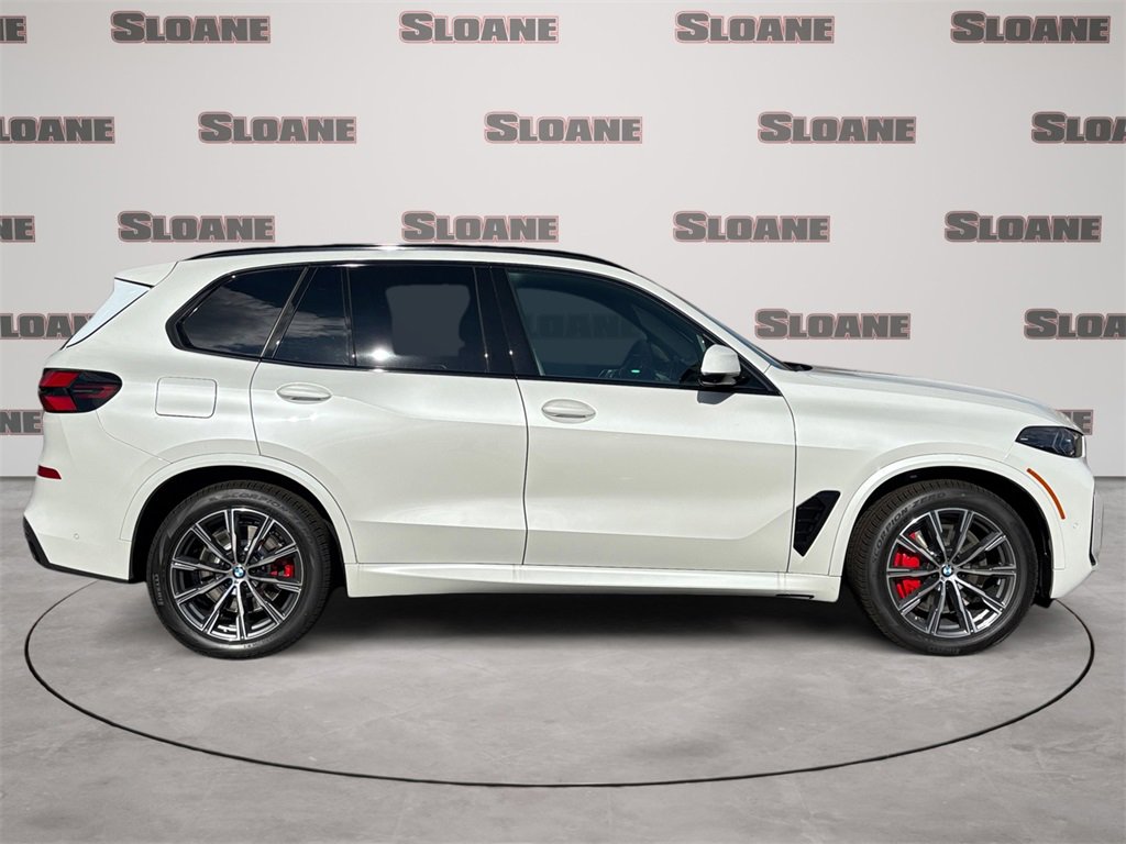 New 2026 BMW X5 xDrive50e image 6