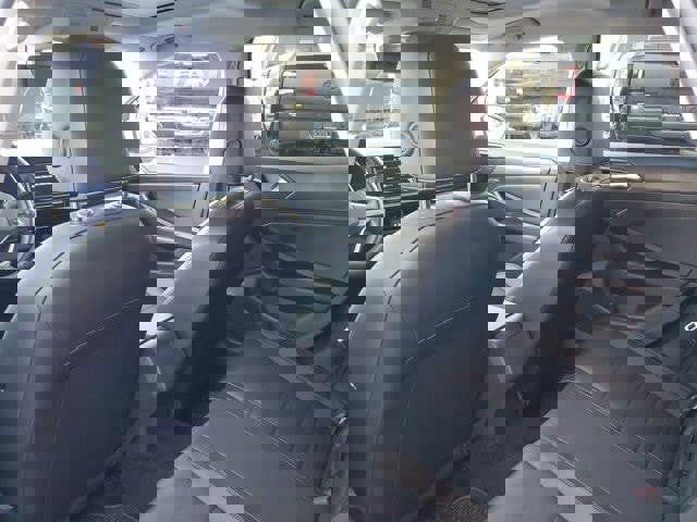 Used 2023 Volkswagen Jetta SE w/ Panoramic Sunroof Package image 17