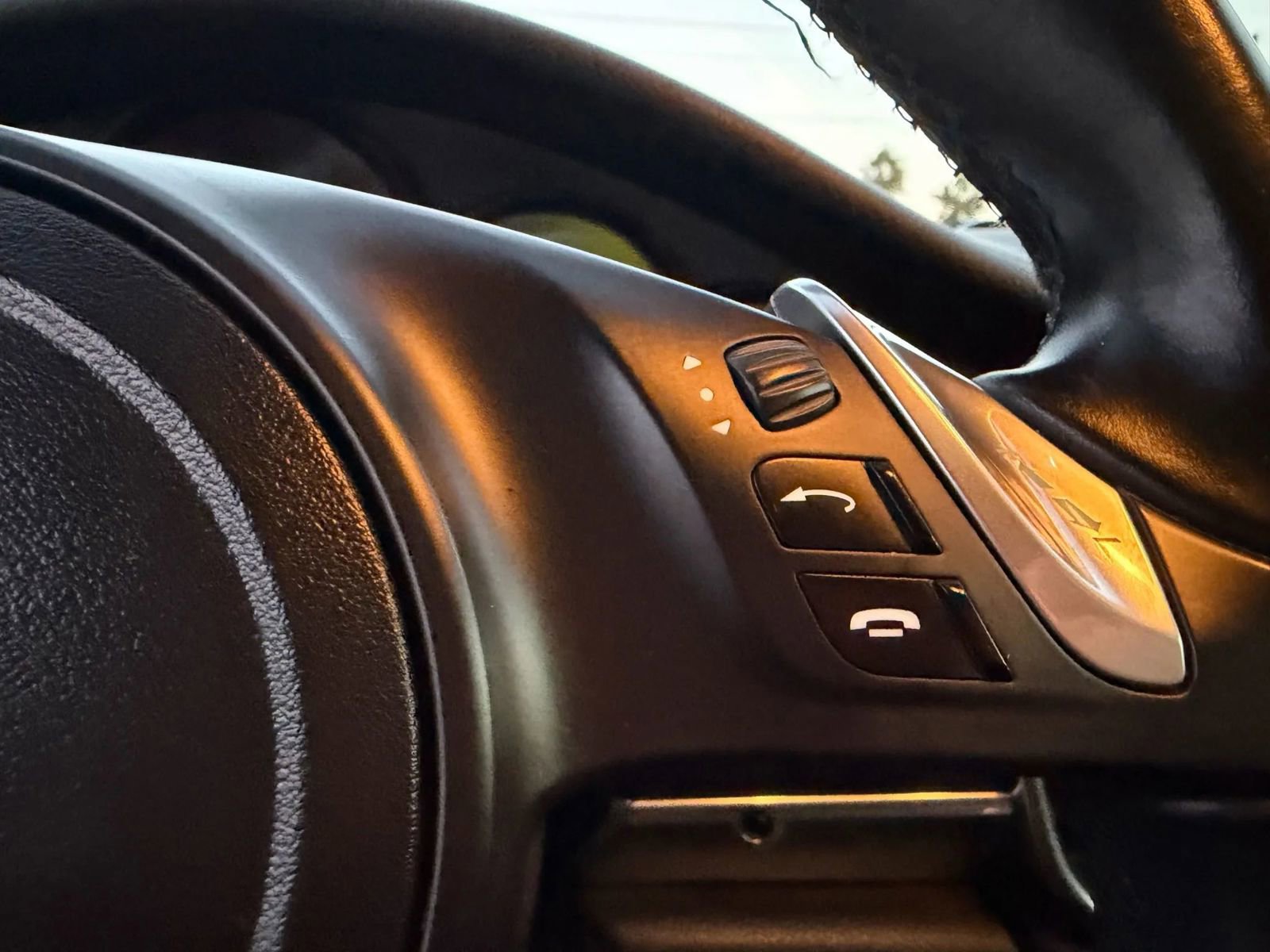 Used 2015 Porsche Panamera 4 AWD/4WD image 19