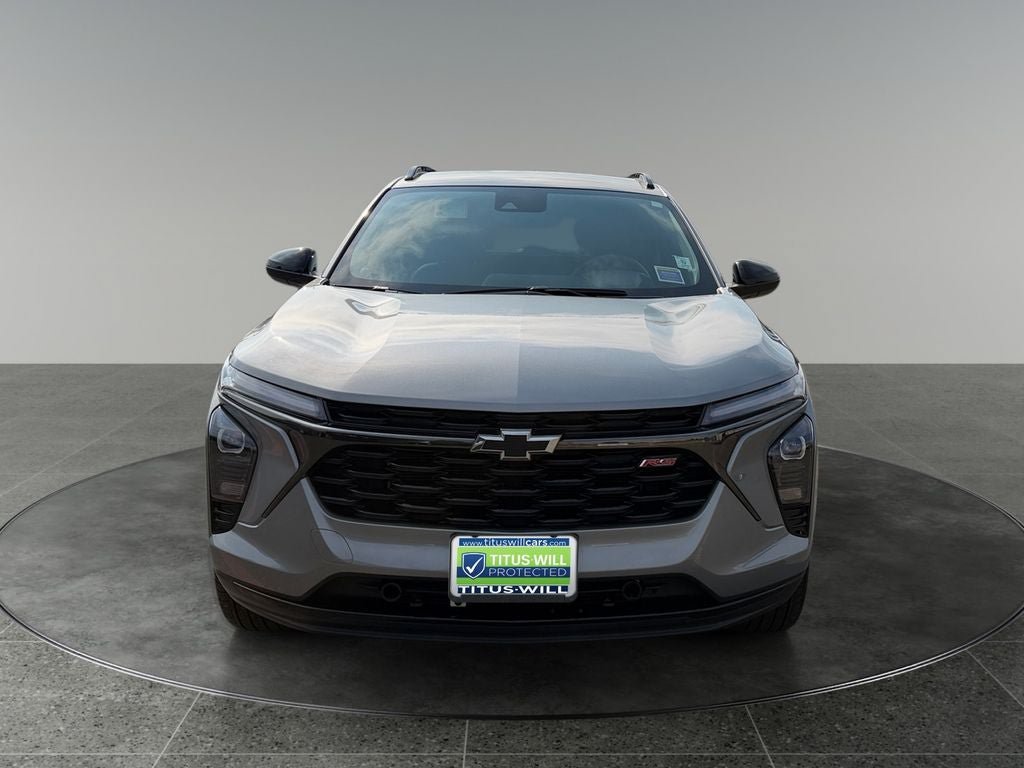 Used 2024 Chevrolet Trax RS w/ Driver Confidence Package FWD image 2