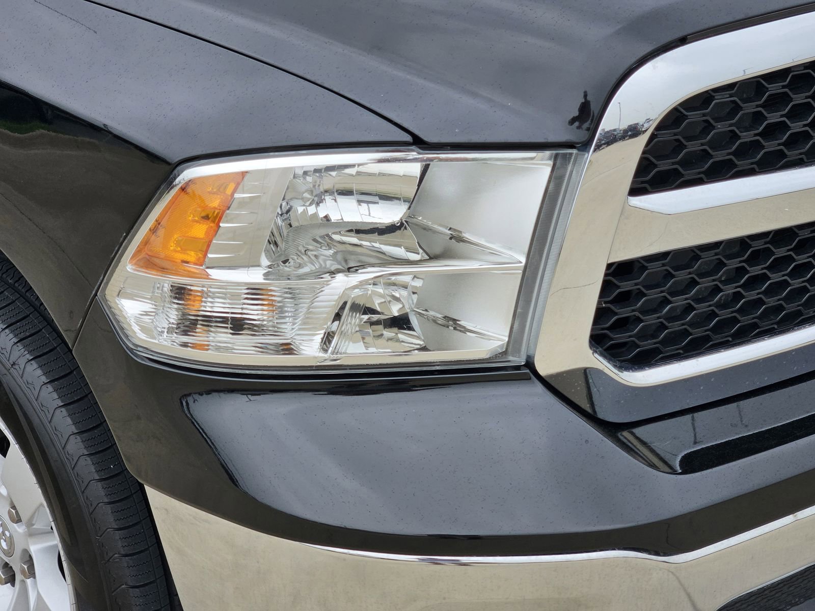 Used 2023 RAM 1500 Classic SLT w/ Trailer & Traction Group AWD/4WD image 9