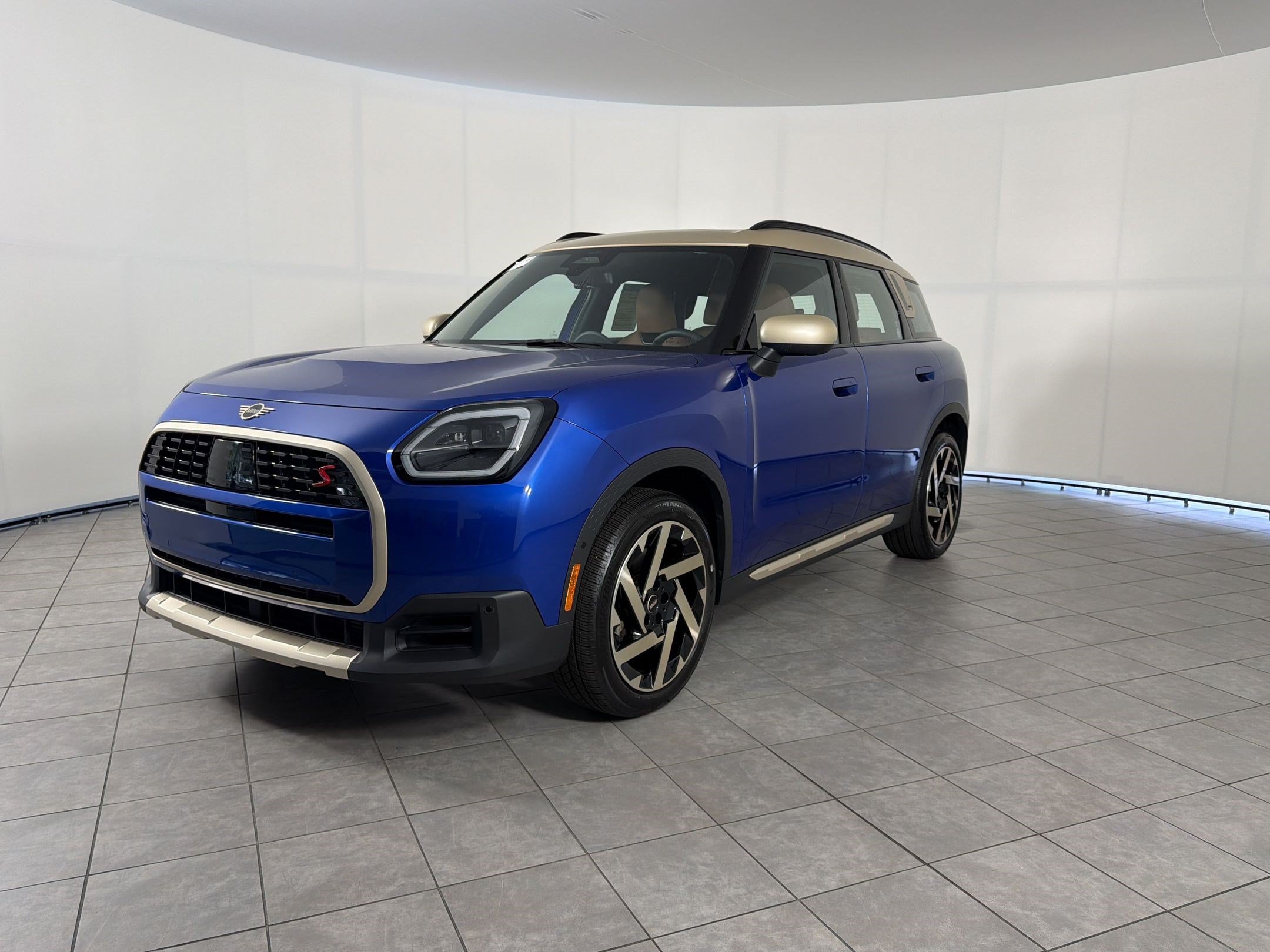 Used 2025 MINI Cooper Countryman S AWD/4WD image 1