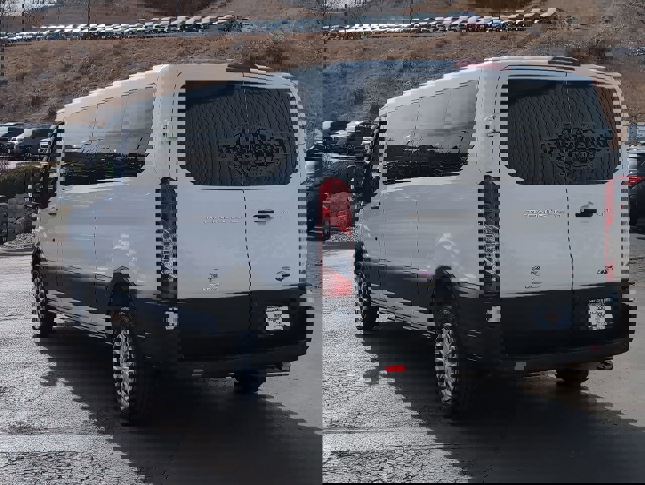 Used 2023 Ford Transit 350 XLT image 5