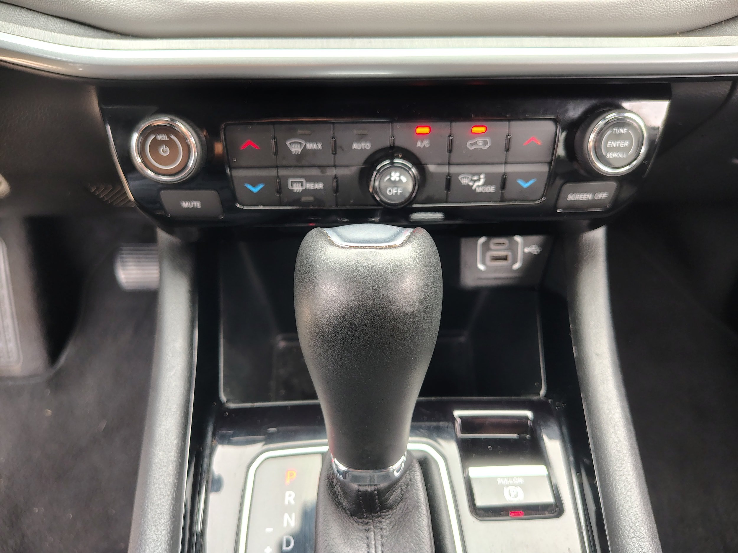 Certified 2024 Jeep Compass Limited w/ Sun and Sound Group AWD/4WD image 37