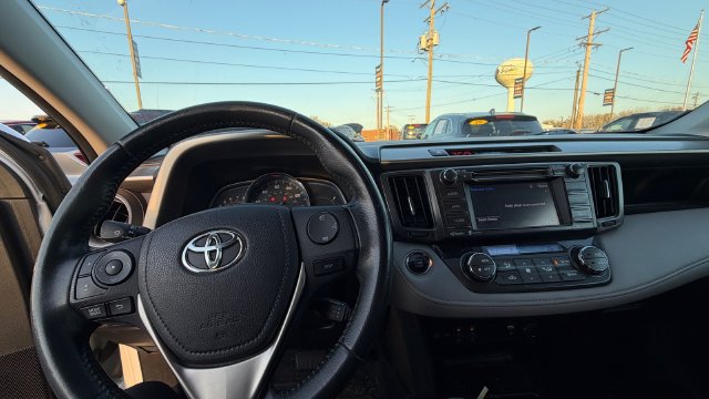 Used 2015 Toyota RAV4 Limited w/ Technology Package AWD/4WD image 10