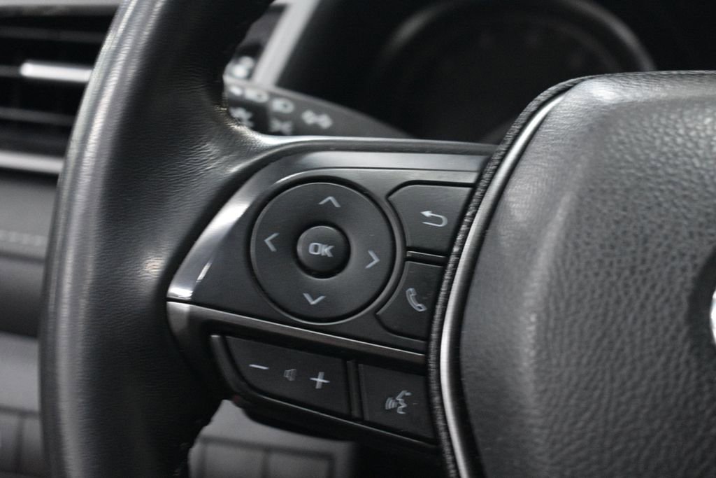 Used 2024 Toyota Camry SE image 13