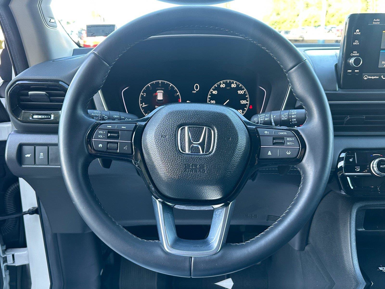 Used 2025 Honda Pilot Touring image 20