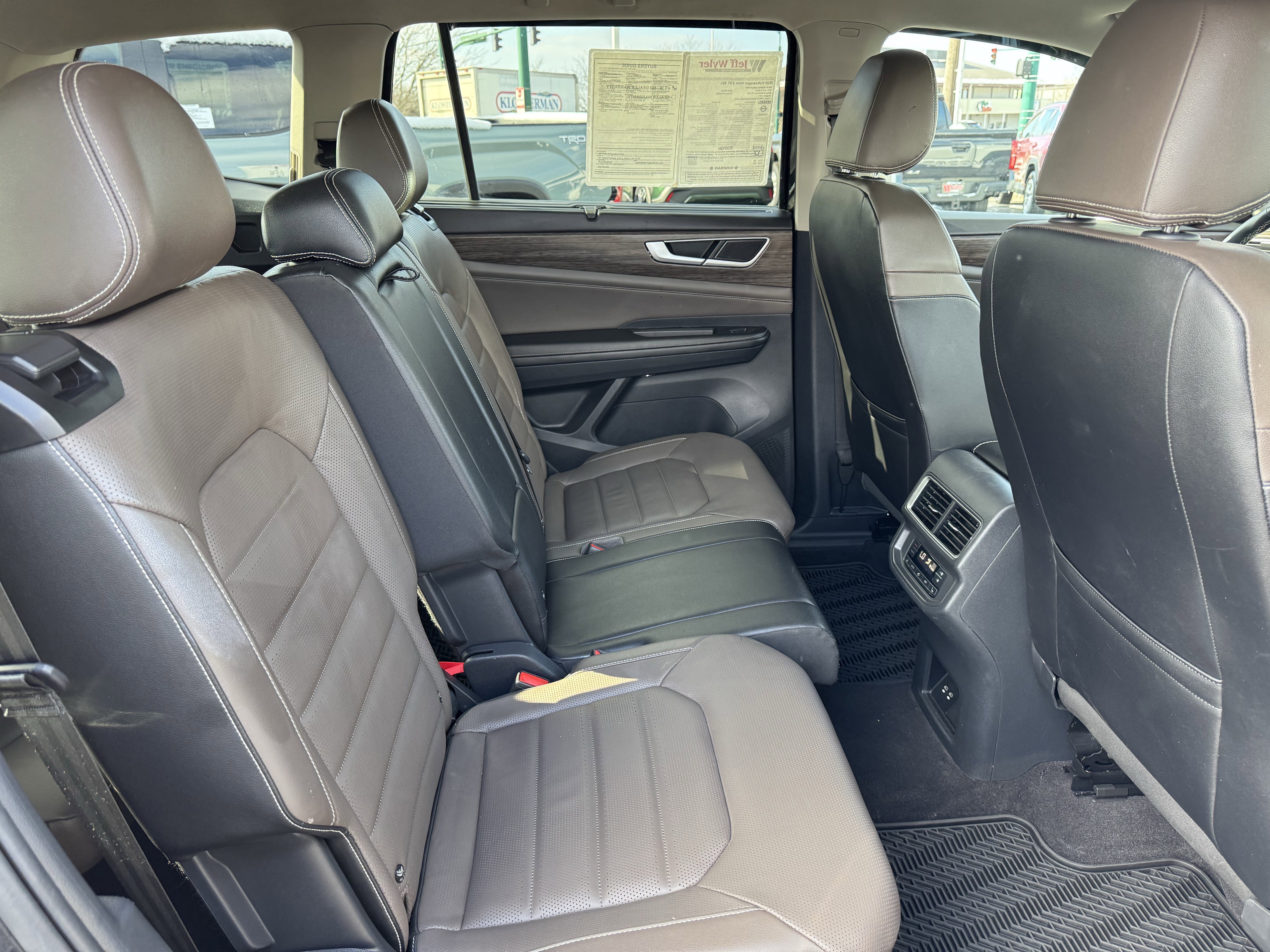 Used 2024 Volkswagen Atlas SEL image 38