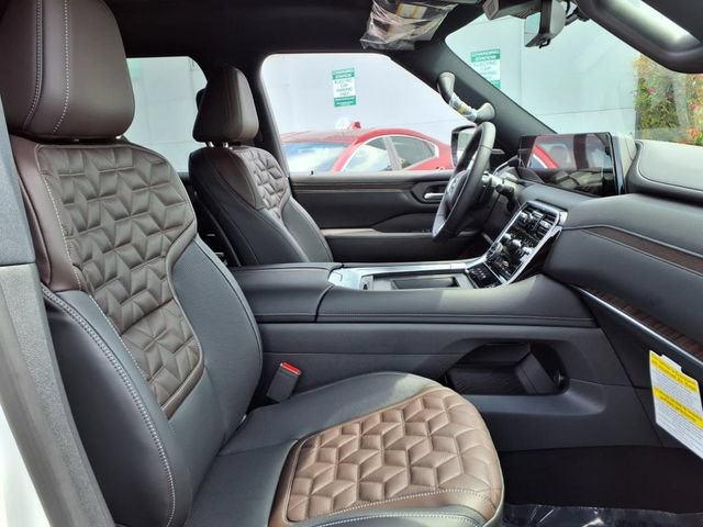 New 2025 Nissan Armada Platinum AWD/4WD image 6