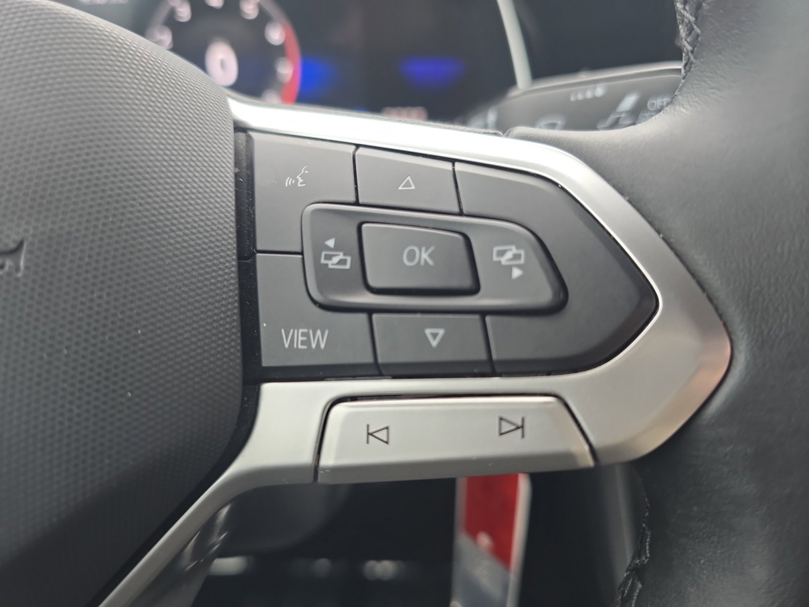 Certified 2024 Volkswagen Jetta Sport image 7