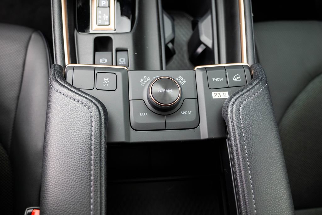 New 2026 Toyota Grand Highlander AWD Hybrid image 25