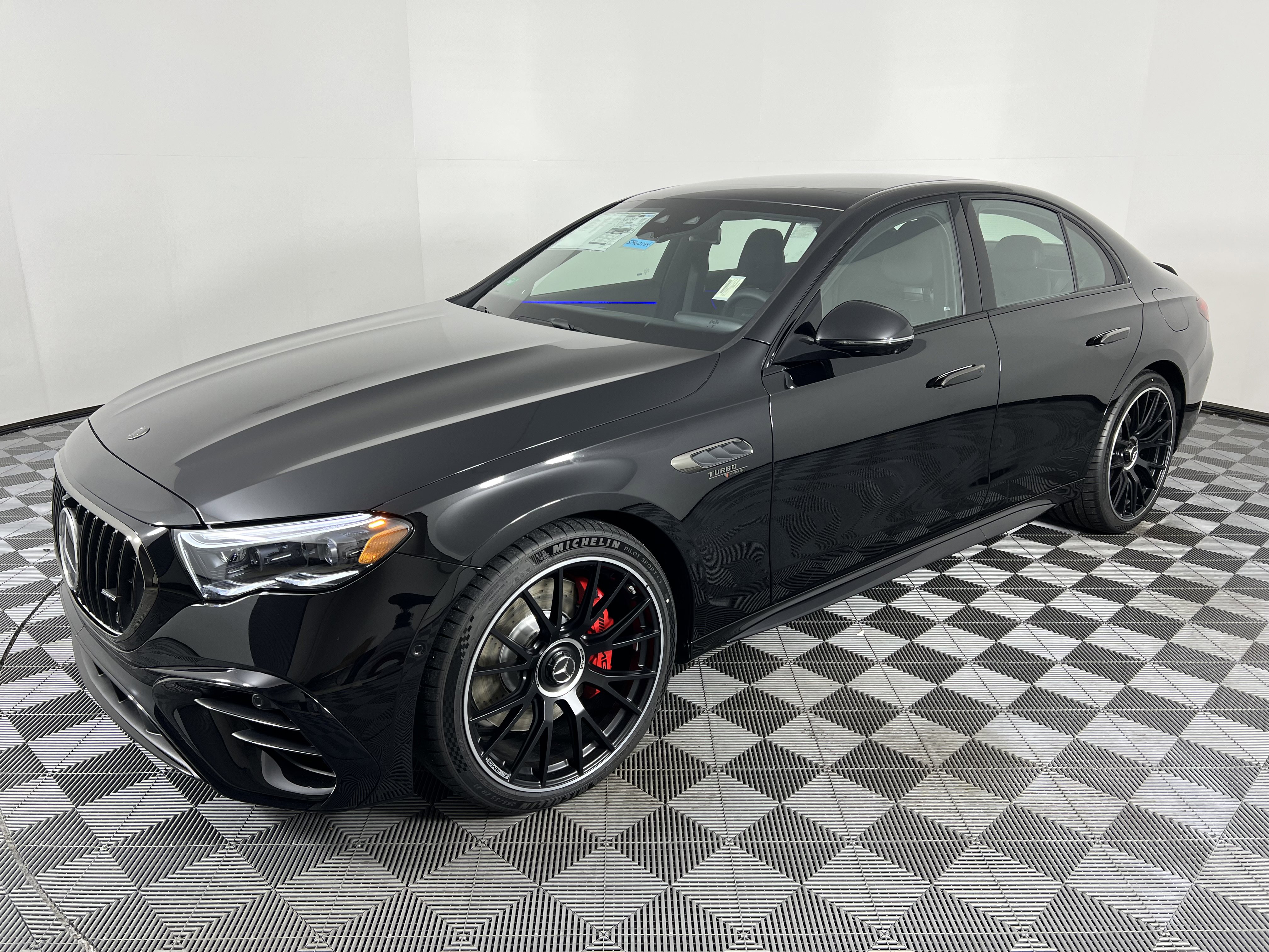 New 2026 Mercedes-Benz E 53 AMG e 4MATIC Sedan image 8