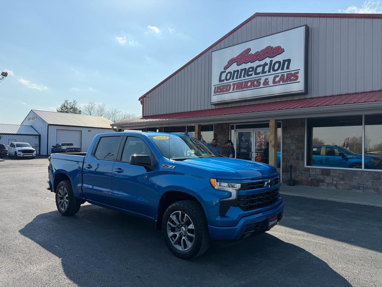 Used 2024 Chevrolet Silverado 1500 RST AWD/4WD image 1