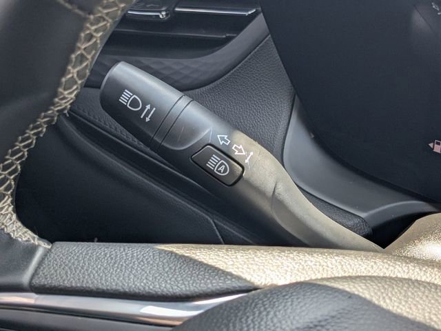 Used 2024 Buick Encore GX Preferred FWD image 25