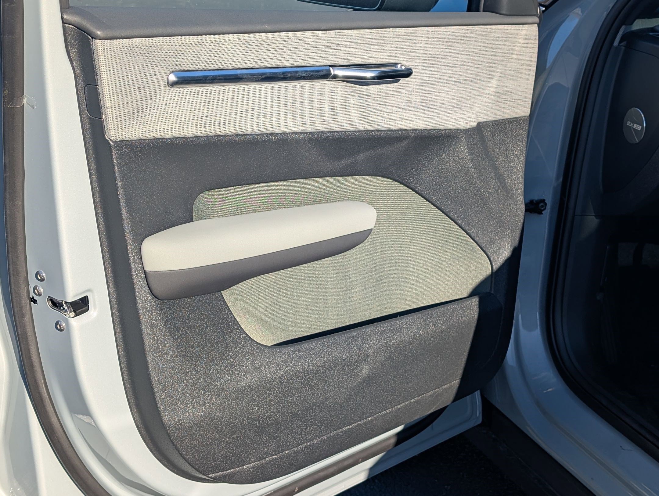 New 2026 Volvo EX30 Cross Country Ultra w/ Protection Package Premier image 6