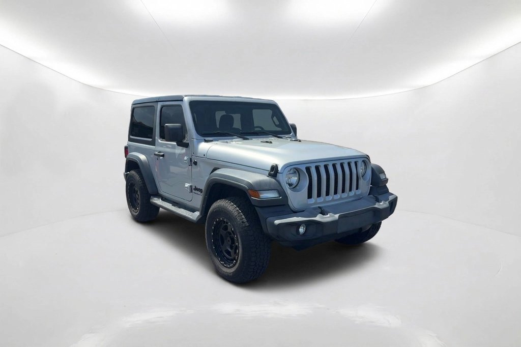Used 2023 Jeep Wrangler Sport AWD/4WD image 3