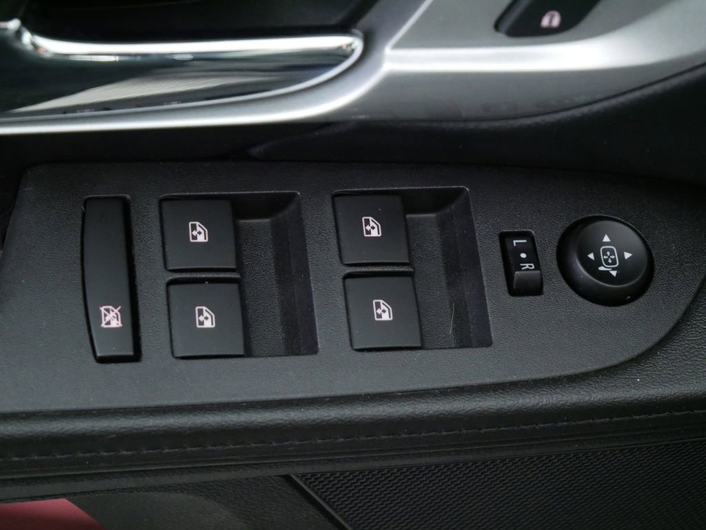 Used 2017 GMC Terrain SLE w/ Chrome Edition image 17