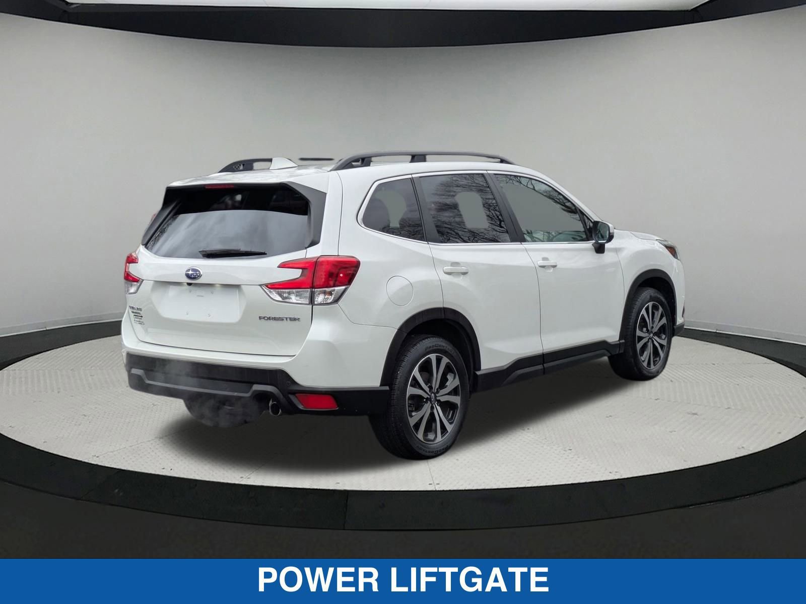Certified 2022 Subaru Forester Limited image 4
