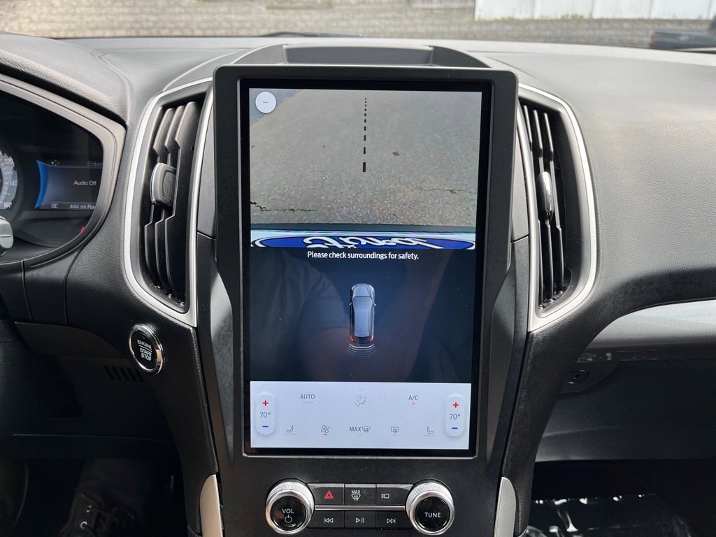 Used 2024 Ford Edge SEL image 23