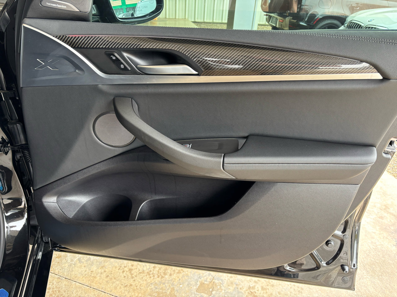 Used 2025 BMW X4 M40i w/ Premium Package image 19