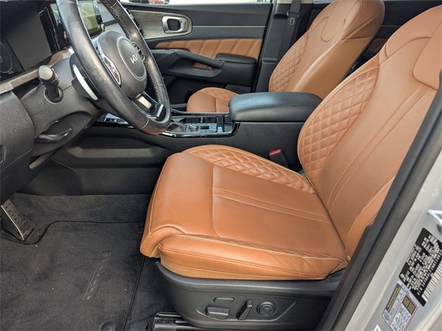 Used 2022 Kia Sorento SX Prestige w/ Rust Color Package image 15