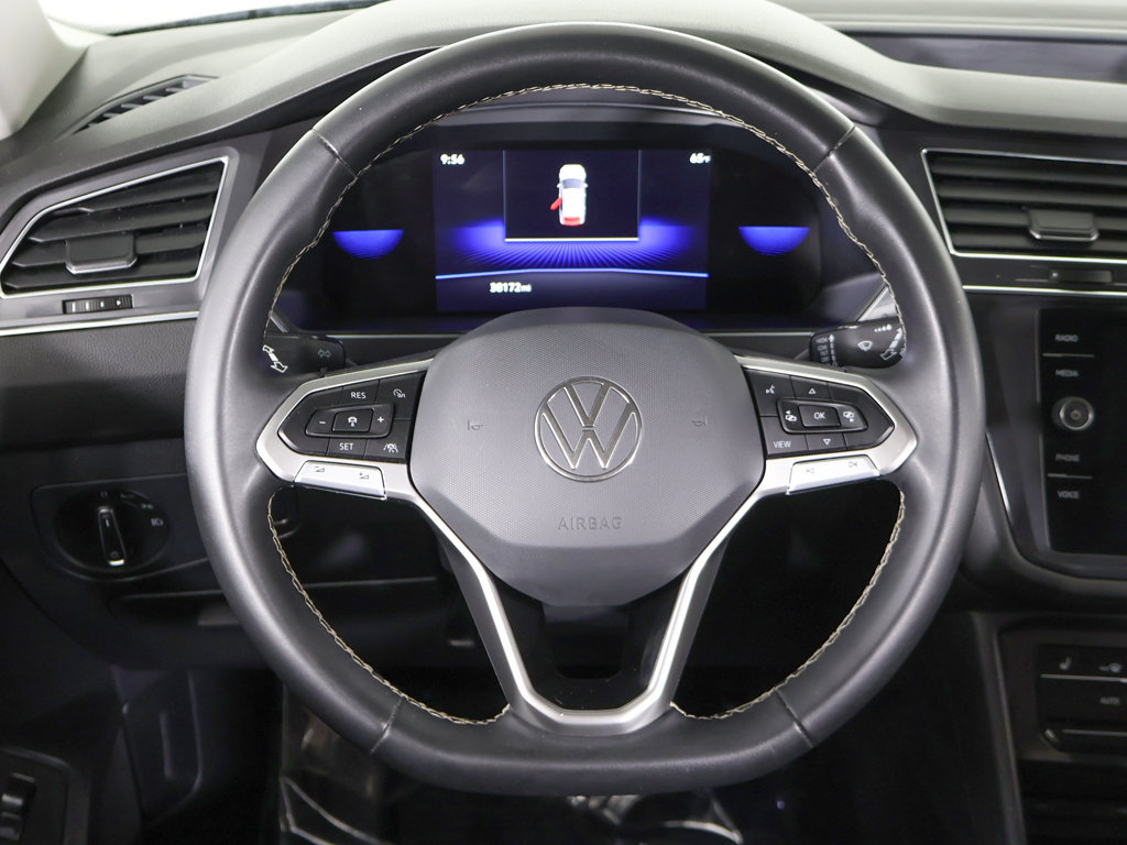 Used 2023 Volkswagen Tiguan SE FWD image 41