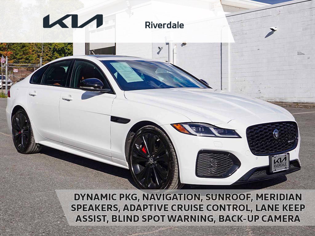 Used 2024 Jaguar XF R-Dynamic SE RWD image 1
