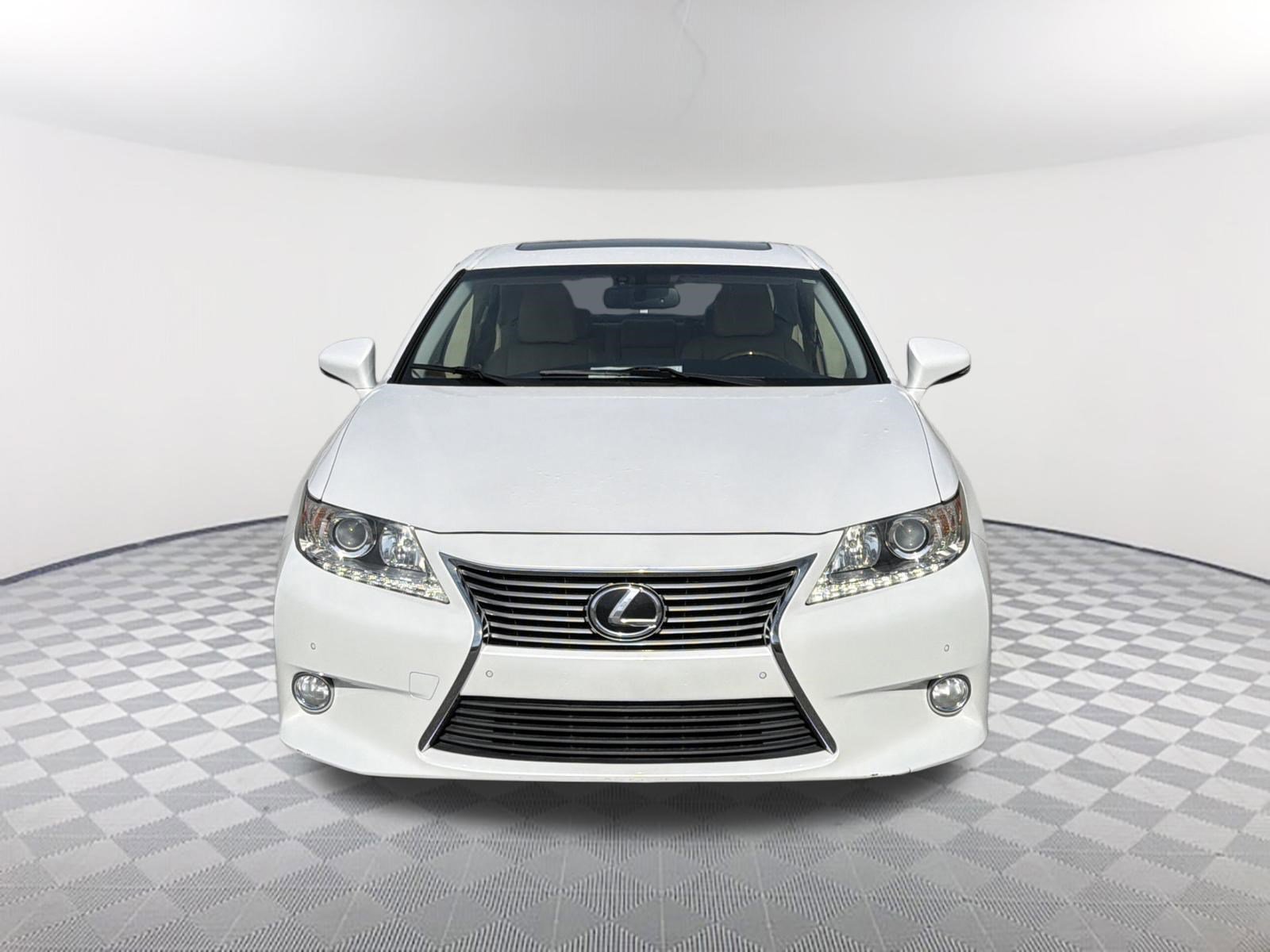 Used 2014 Lexus ES 350 4dr Car w/ Premium Package image 2