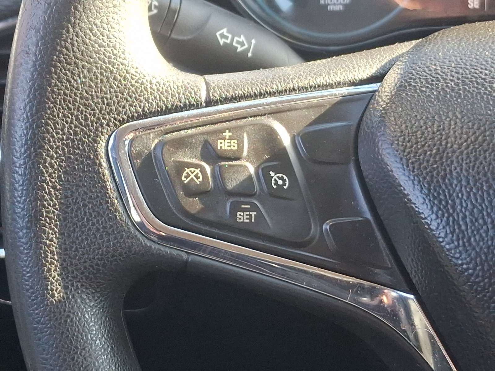 Used 2016 Chevrolet Cruze LT FWD image 19