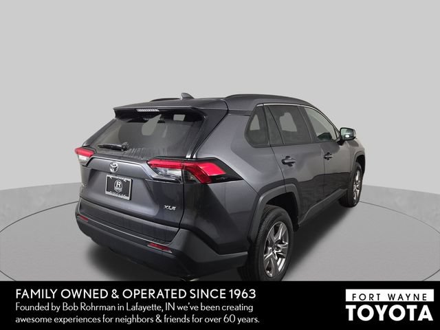 Used 2025 Toyota RAV4 XLE FWD image 7