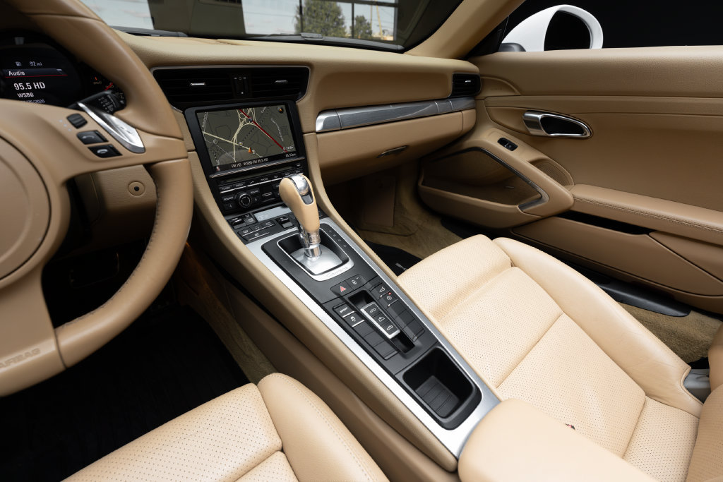 Used 2012 Porsche 911 Carrera RWD image 30