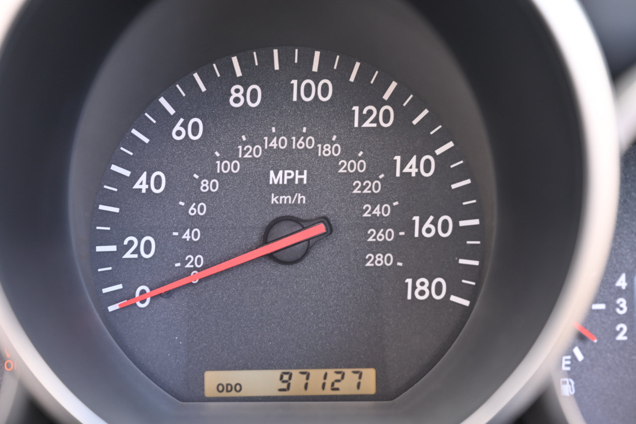 Used 2003 Lexus SC 430 Convertible RWD image 32