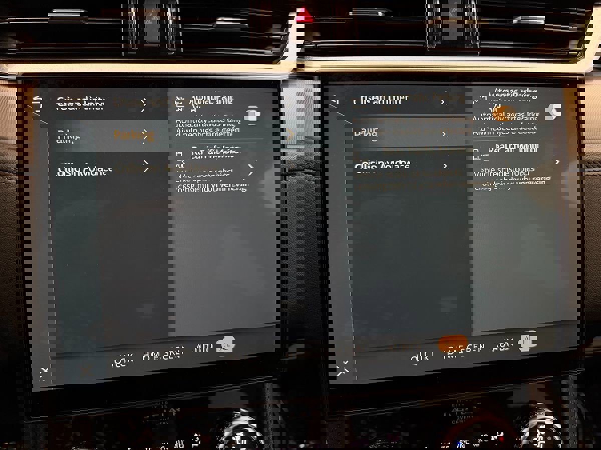 Used 2022 Jaguar F-PACE S image 27