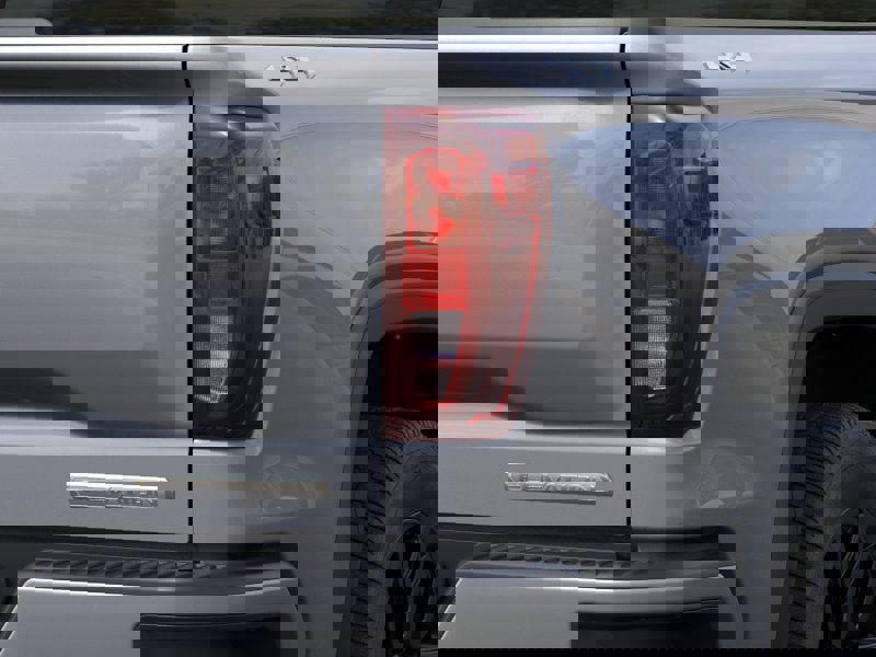 New 2026 GMC Sierra 1500 Elevation image 12