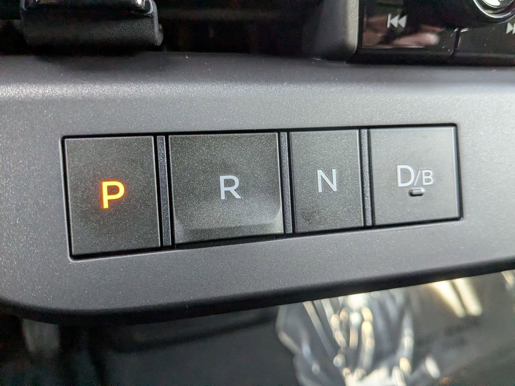 New 2026 Nissan Leaf w/ Floor Mat Package (S+) FWD image 22