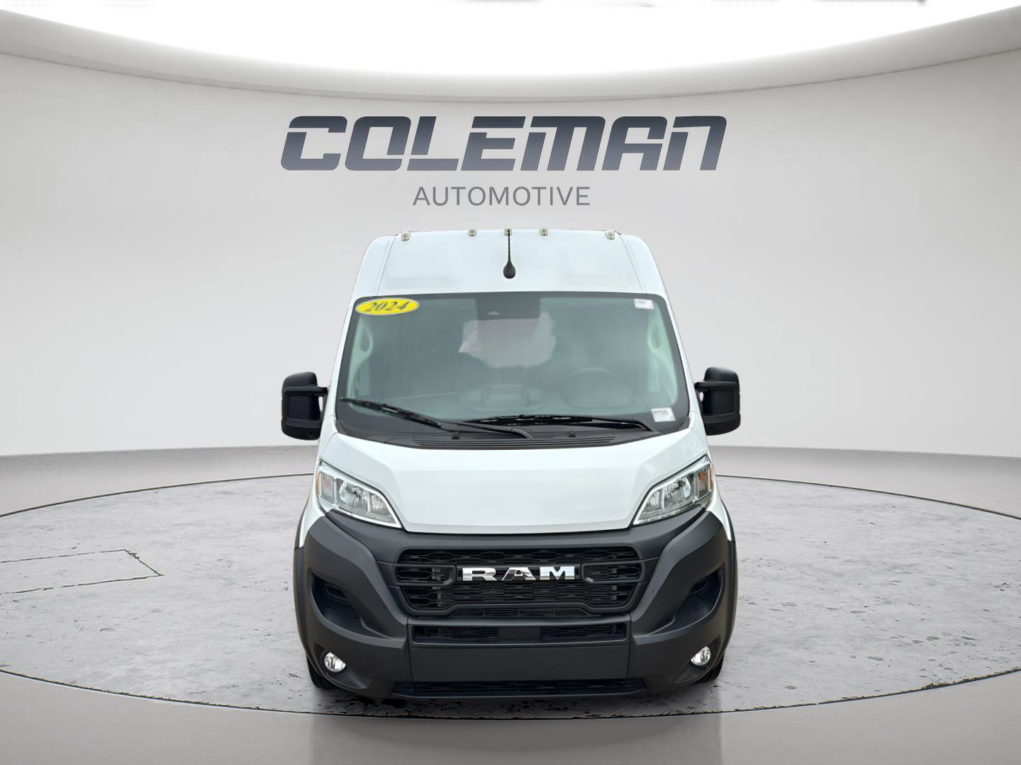 Used 2024 RAM ProMaster 2500 w/ Convenience Group FWD image 8