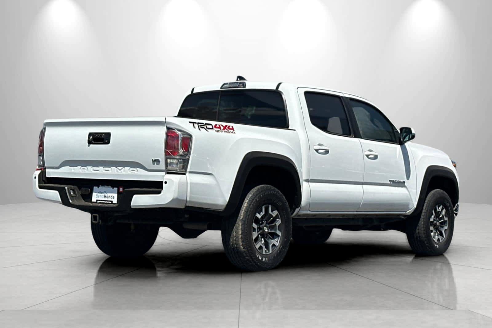 Used 2023 Toyota Tacoma TRD Off-Road w/ Technology Package AWD/4WD video 2