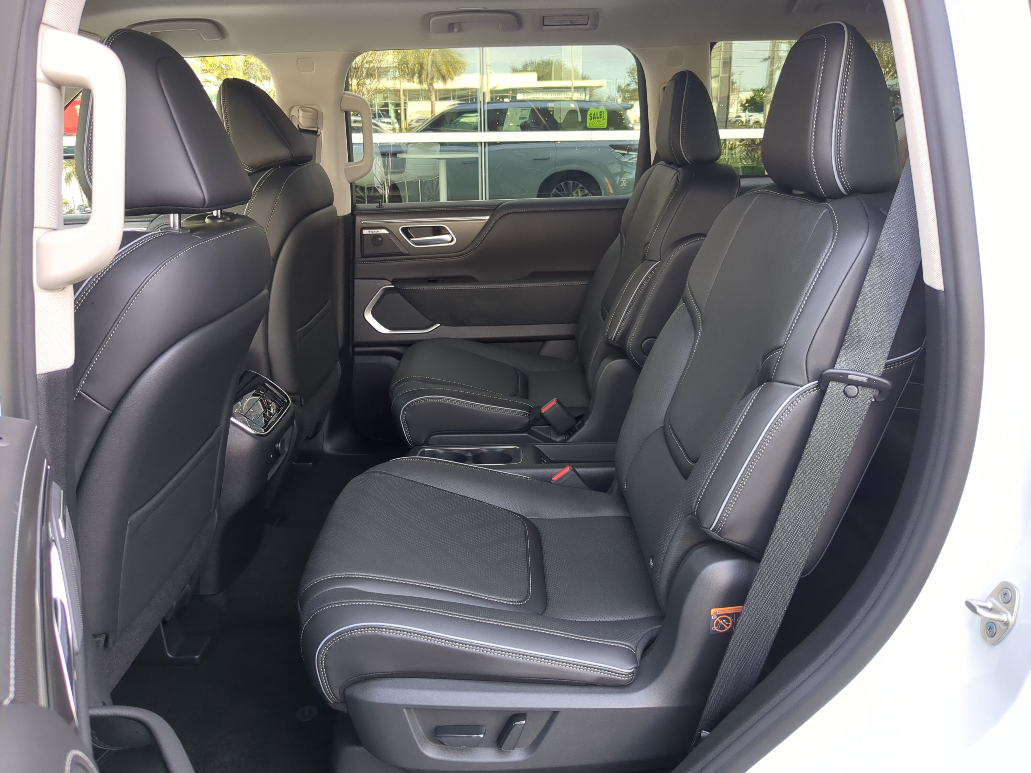New 2026 INFINITI QX80 Luxe w/ Cargo Package AWD/4WD image 16