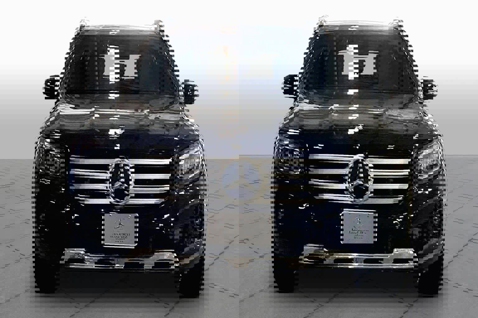 New 2026 Mercedes-Benz GLB 250 4MATIC image 3