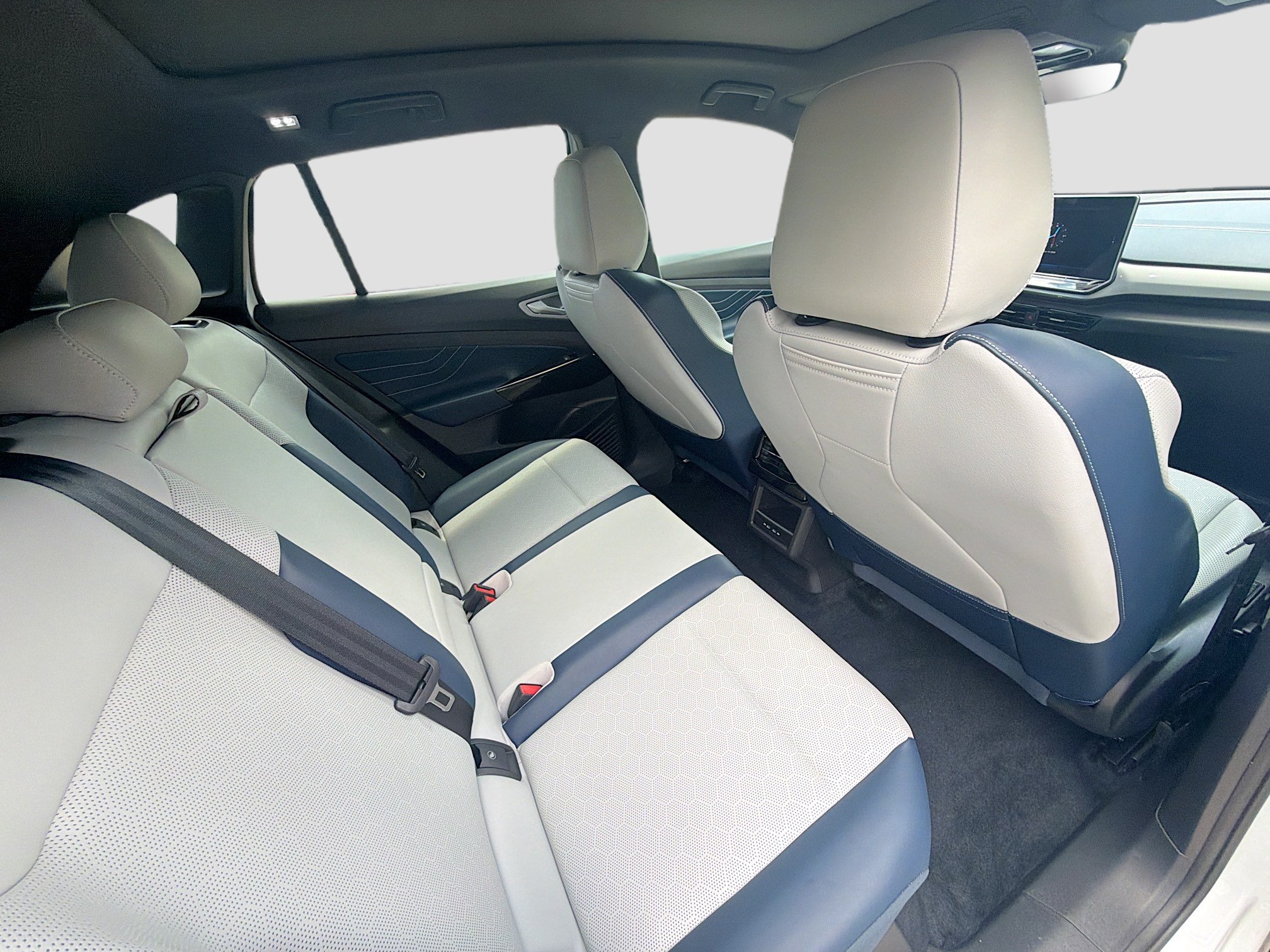 Used 2024 Volkswagen ID.4 Pro S RWD image 30