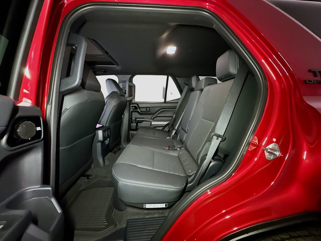 New 2026 Toyota 4Runner TRD Off-Road Premium AWD/4WD image 25
