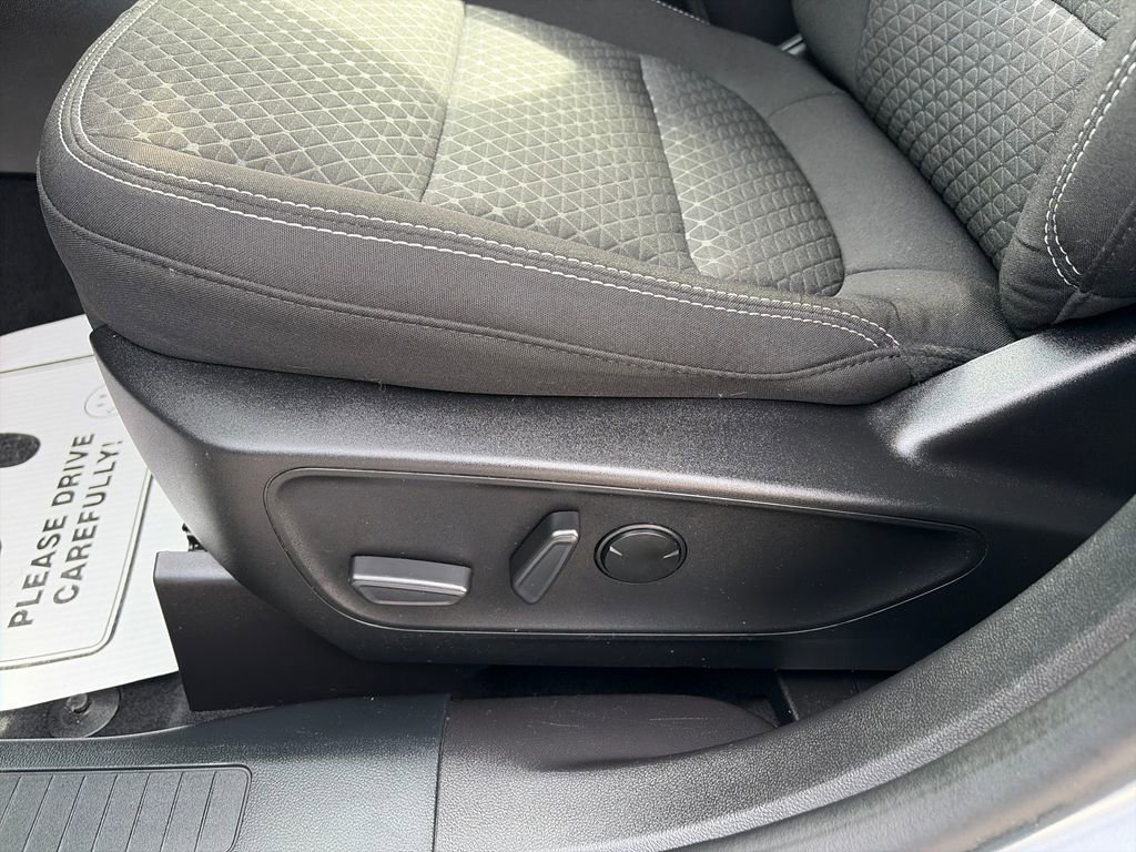 Used 2023 Ford Escape Active image 17