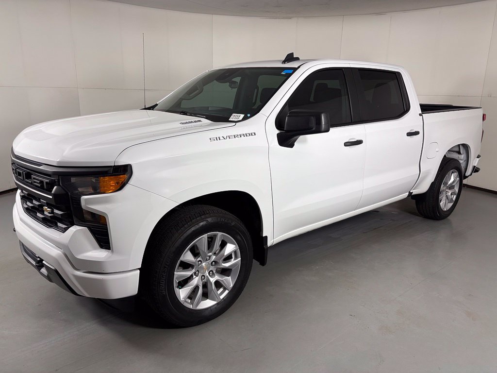 Used 2024 Chevrolet Silverado 1500 Custom RWD image 5
