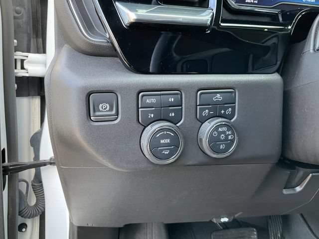 Used 2024 Chevrolet Silverado 1500 RST w/ Z71 Off-Road Package AWD/4WD image 9