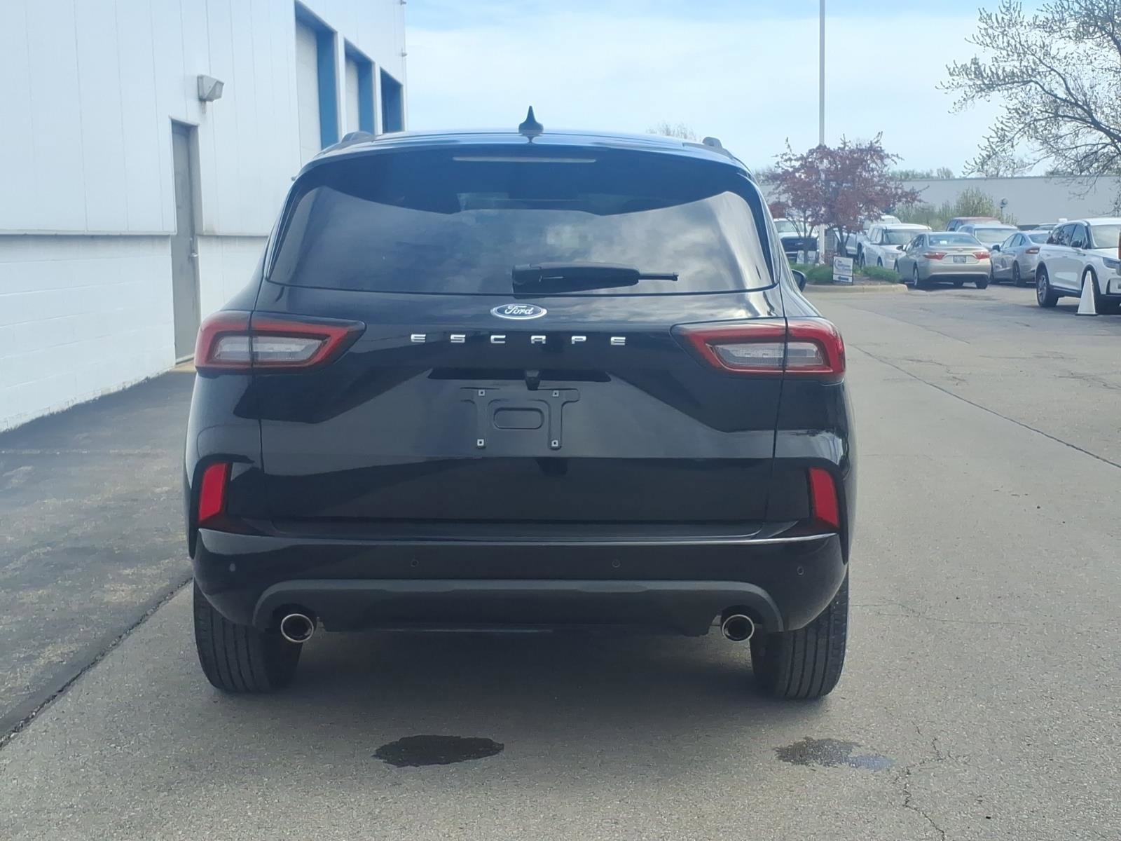 Certified 2023 Ford Escape ST-Line w/ Tech Pack #1 FWD image 5