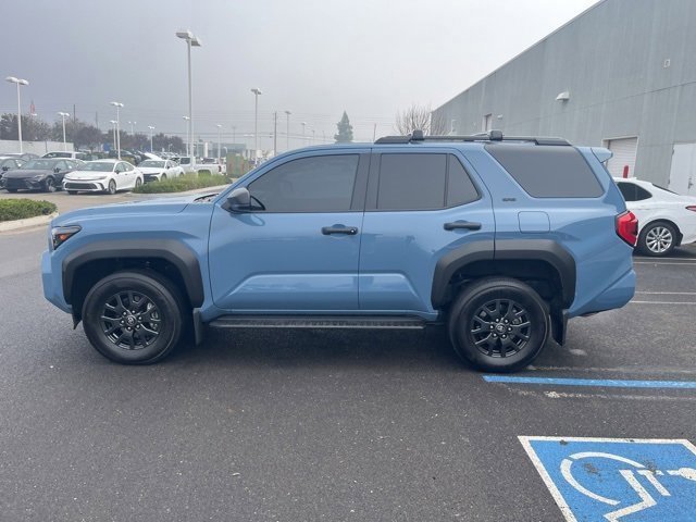 Used 2025 Toyota 4Runner SR5 image 8