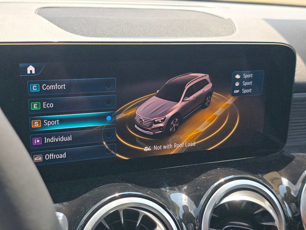 New 2026 Mercedes-Benz GLB 250 4MATIC image 33